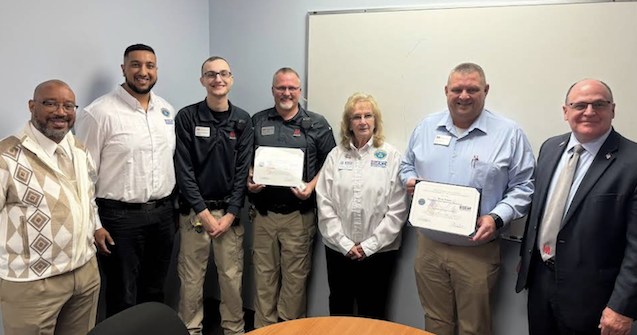 Saad Janjua Receiving Employer Support of the Guard and Reserve Patriot Award