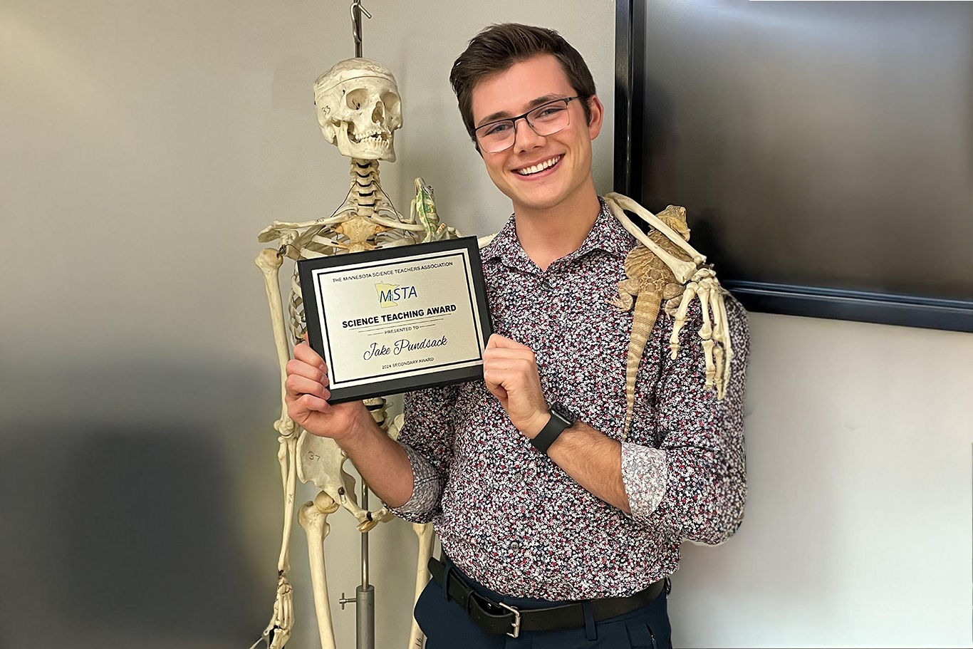 <p>Life science education degree</p>