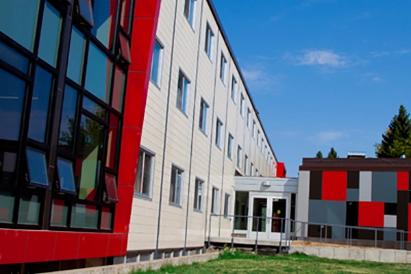 Dahl Hall located near the student union and dining facilities